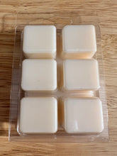 Load image into Gallery viewer, Creamy Coconut Beauty - Soy Clamshell Wax Melts - Set of 6 - Creamy Coconut Scent