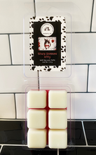 Load image into Gallery viewer, Sharp Dressed Kitty - Red & White Clamshell Soy Wax Melts - Black Salt, Cardamom, Plum & Dark Musk Scent