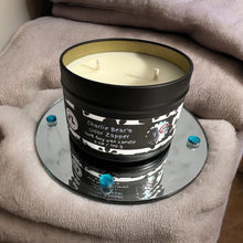 Load image into Gallery viewer, Charlie Bear&#39;s Odor Zapper Candle,  U.S. Handmade Scented Soy Candle, Odor Eliminator, Clean Burn, Fresh Linen Scent, Gift for Friend Mom Dad Co-Worker
