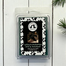 Load image into Gallery viewer, Willow&#39;s Enchanted Pine and Patchouli - Soy Wax Melts - Pine and Patchouli Scent
