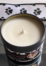 Load image into Gallery viewer, Beggin&#39; for Apples - Small Tin Soy Candle - McIntosh Apple Scent
